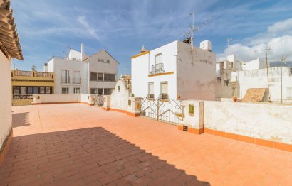 Resale - House - Townhouse - Estepona - Estepona Centro