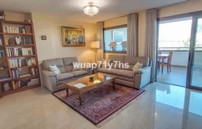 Resale - Apartment - Middle Floor Apartment - Fuengirola - Fuengirola Centro