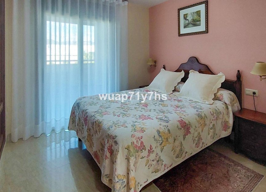 Resale - Apartment - Middle Floor Apartment - Fuengirola - Fuengirola Centro