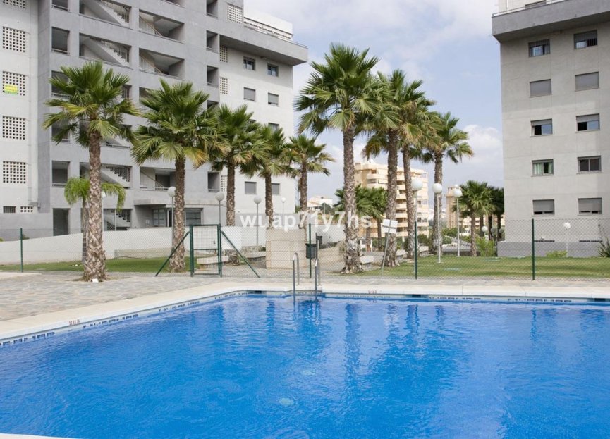 Resale - Apartment - Middle Floor Apartment - Fuengirola - Fuengirola Centro