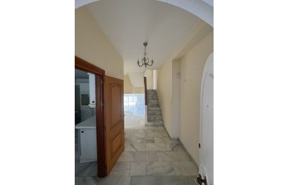 Reventa - House - Semi-Detached House - Benalmádena - Torrequebrada