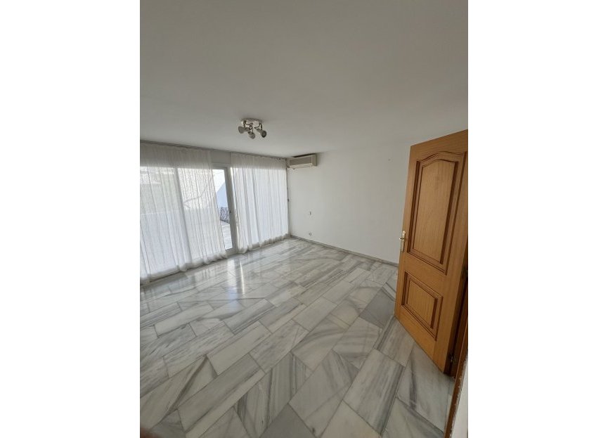 Reventa - House - Semi-Detached House - Benalmádena - Torrequebrada