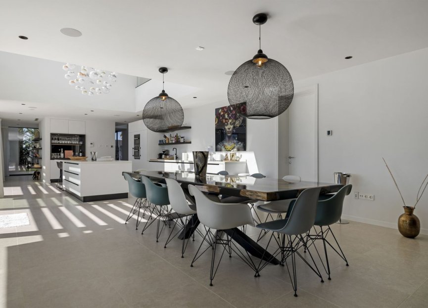 Resale - House - Detached Villa - Benahavís - Benahavís Centro