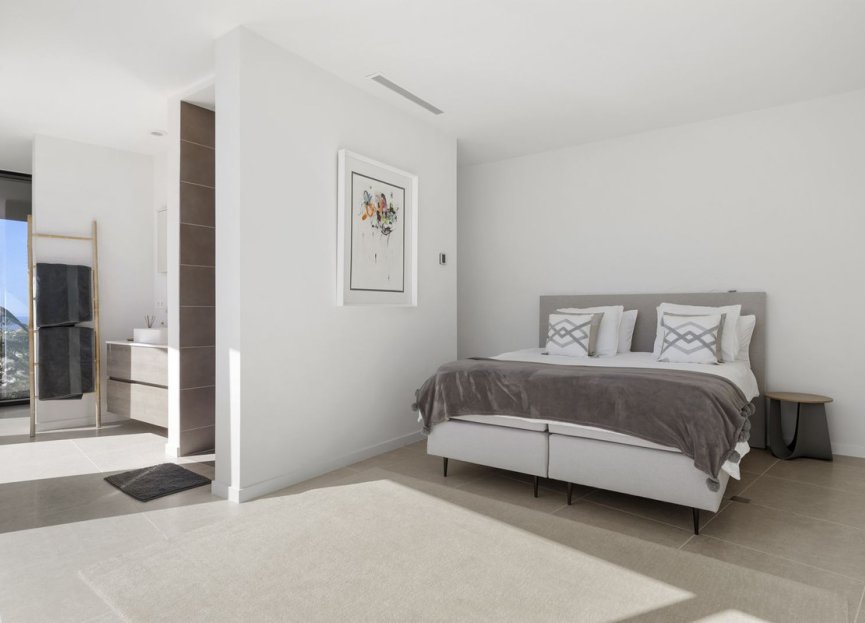 Resale - House - Detached Villa - Benahavís - Benahavís Centro