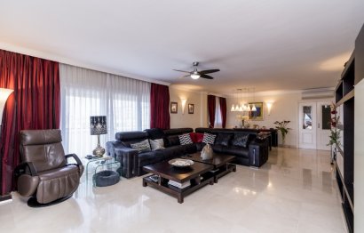 Resale - Apartment - Marbella