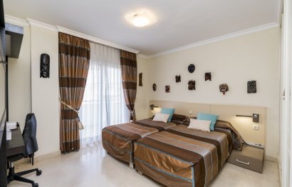 Resale - Apartment - Marbella