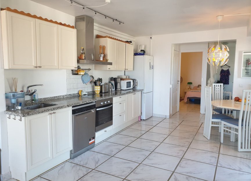 Resale - Apartment - Middle Floor Apartment - Benalmádena - Benalmadena Centro