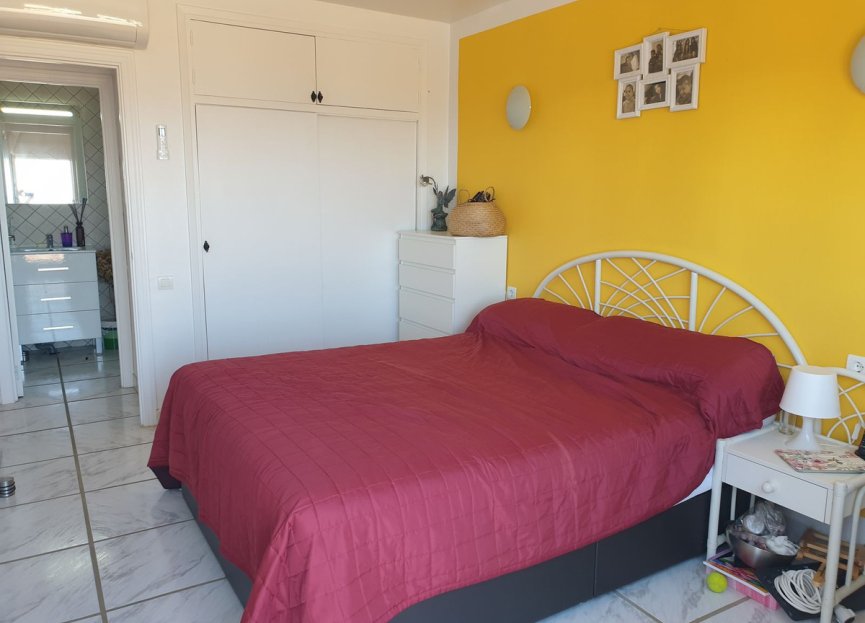 Resale - Apartment - Middle Floor Apartment - Benalmádena - Benalmadena Centro