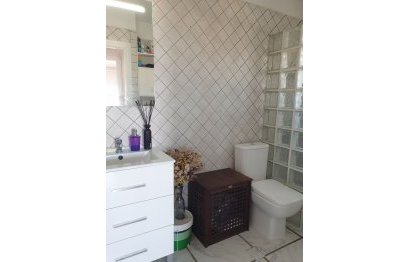 Resale - Apartment - Middle Floor Apartment - Benalmádena - Benalmadena Centro