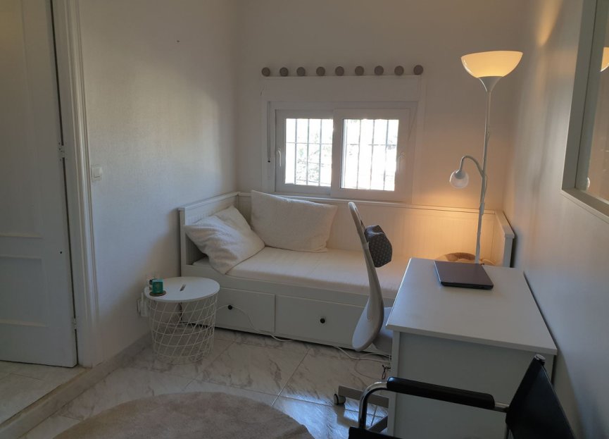 Resale - Apartment - Middle Floor Apartment - Benalmádena - Benalmadena Centro