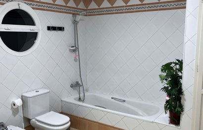 Resale - House - Detached Villa - Casares - Casares Pueblo