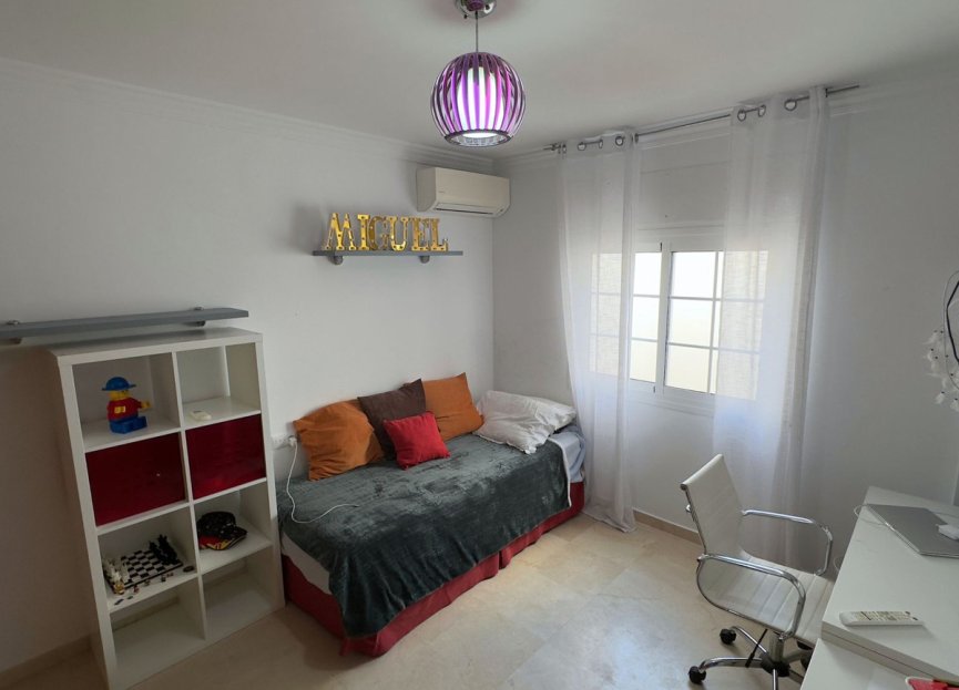 Resale - House - Detached Villa - Casares - Casares Pueblo