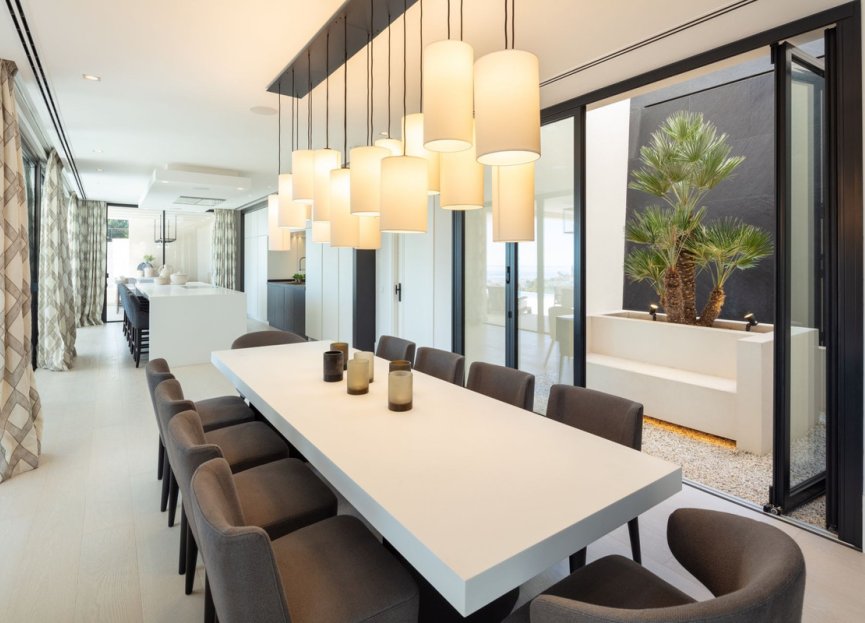 Resale - House - Detached Villa - Benahavís - La Quinta