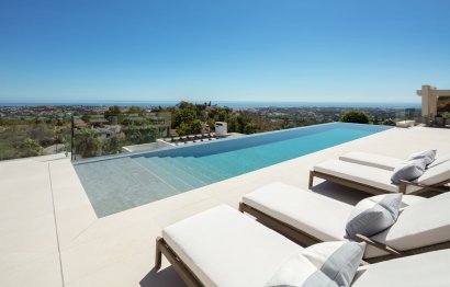 Resale - House - Detached Villa - Benahavís - La Quinta