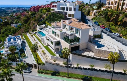 Resale - House - Detached Villa - Benahavís - La Quinta