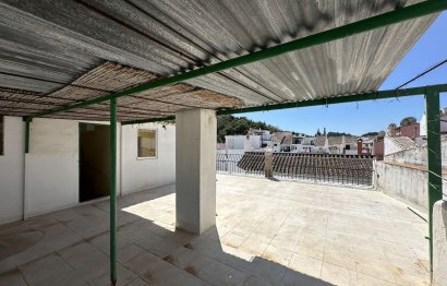 Reventa - House - Semi-Detached House - Benahavís - Benahavís Centro