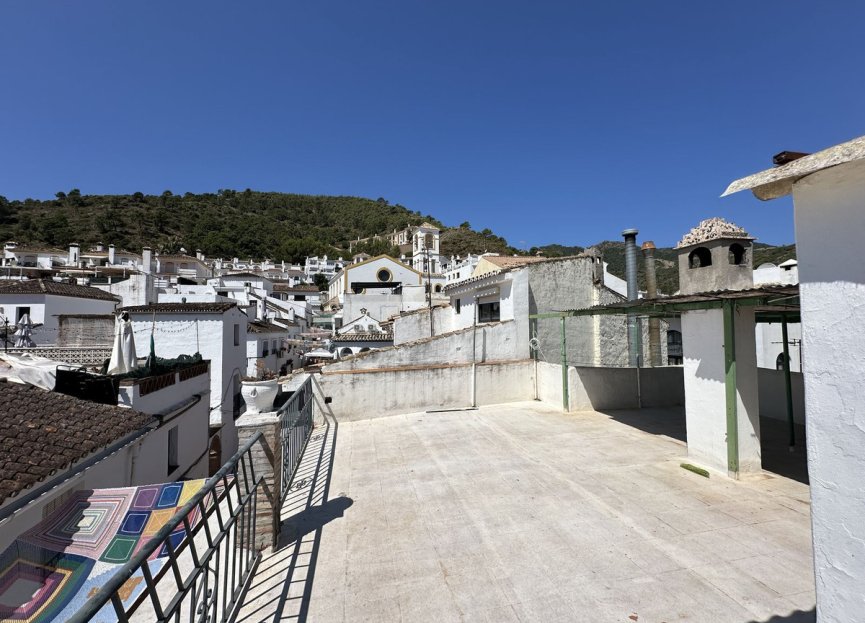 Reventa - House - Semi-Detached House - Benahavís - Benahavís Centro