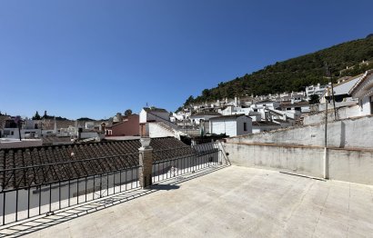 Reventa - House - Semi-Detached House - Benahavís - Benahavís Centro