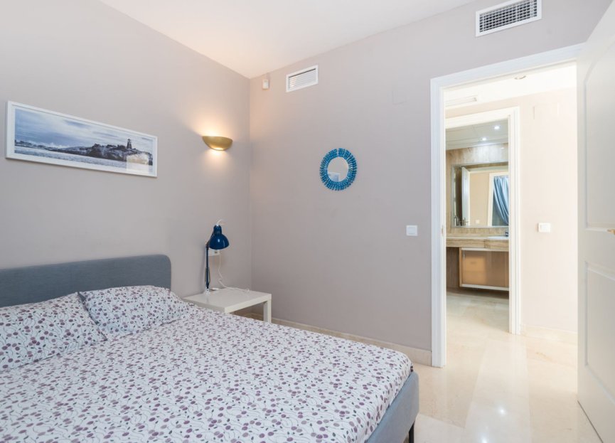 Resale - Apartment - Elviria