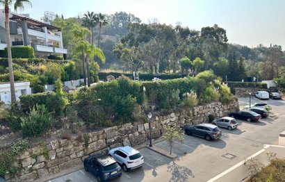 Resale - Apartment - Penthouse - Benahavís - Benahavís Centro