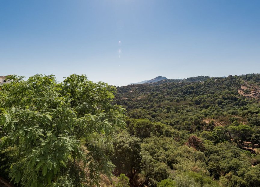 Resale - Apartment - Middle Floor Apartment - Benahavís - Los Arqueros