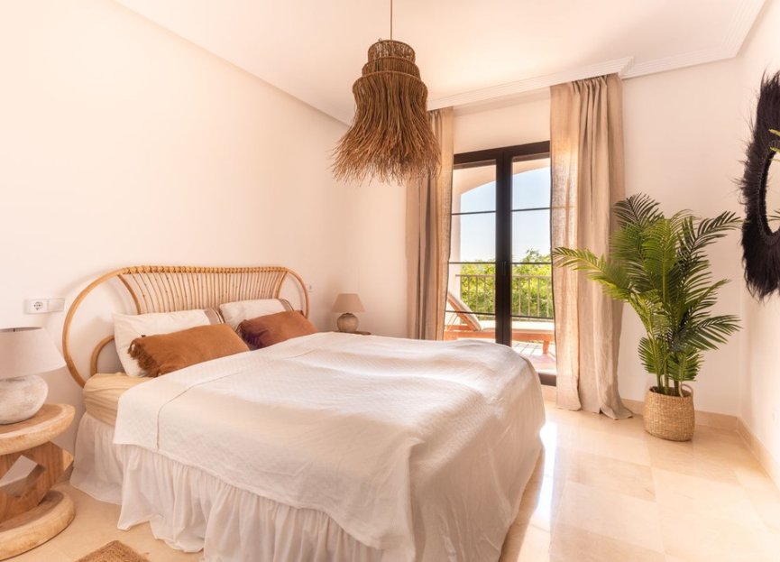 Resale - Apartment - Middle Floor Apartment - Benahavís - Los Arqueros