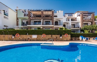 Resale - Apartment - Middle Floor Apartment - Benahavís - Los Arqueros