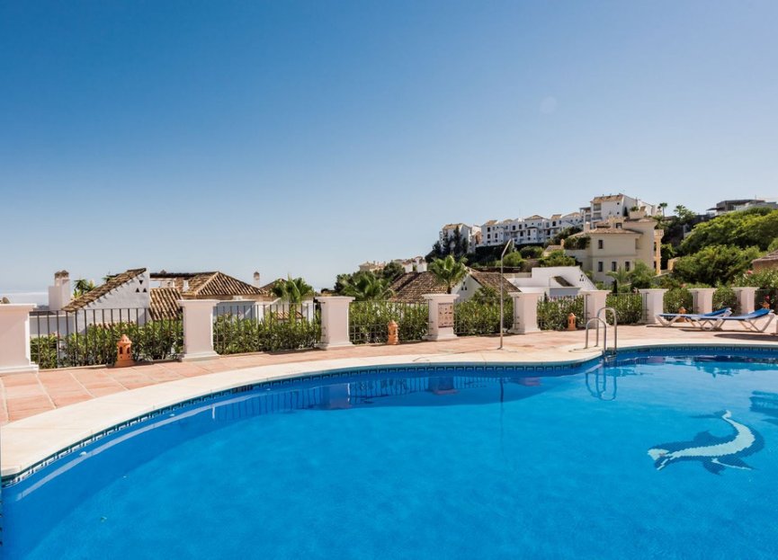 Resale - Apartment - Middle Floor Apartment - Benahavís - Los Arqueros