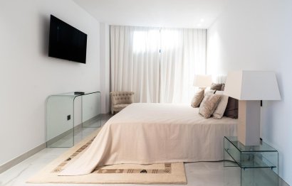 Resale - House - Detached Villa - Manilva - Manilva Centro