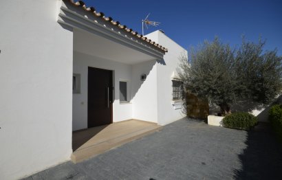 Resale - House - Detached Villa - Manilva - Manilva Centro