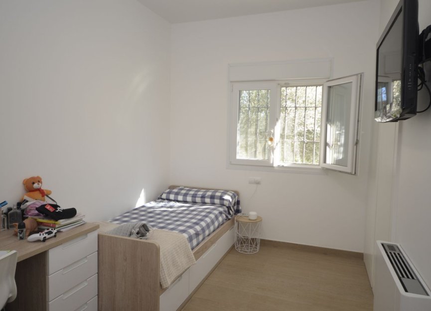 Resale - House - Detached Villa - Manilva - Manilva Centro