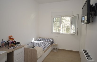 Resale - House - Detached Villa - Manilva - Manilva Centro