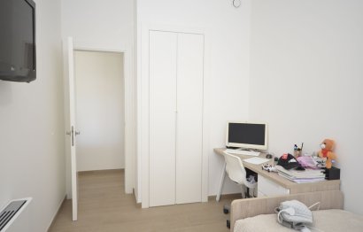 Resale - House - Detached Villa - Manilva - Manilva Centro