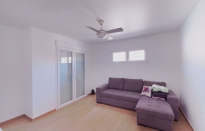 Resale - House - Detached Villa - Manilva - Manilva Centro