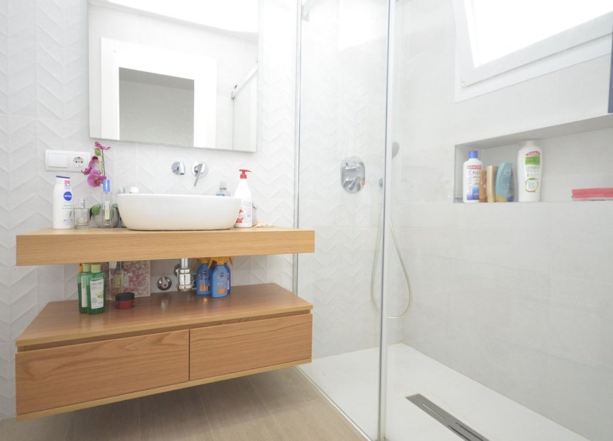 Resale - House - Detached Villa - Manilva - Manilva Centro