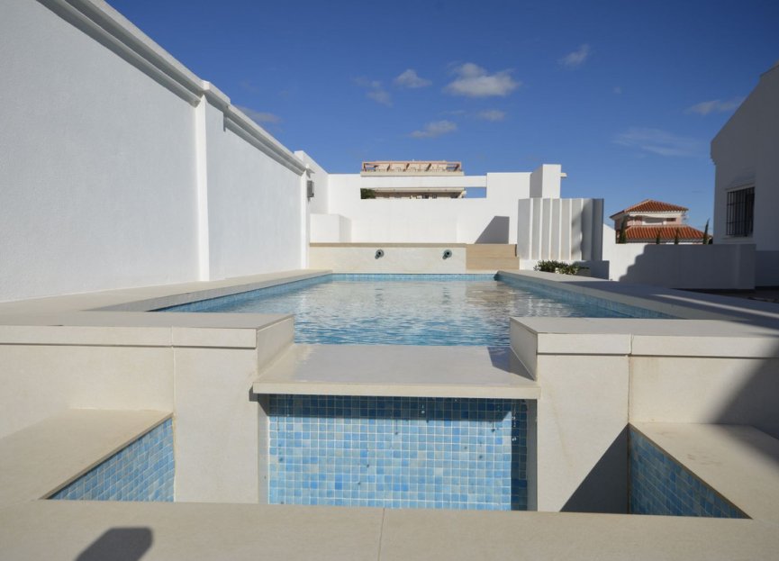 Resale - House - Detached Villa - Manilva - Manilva Centro