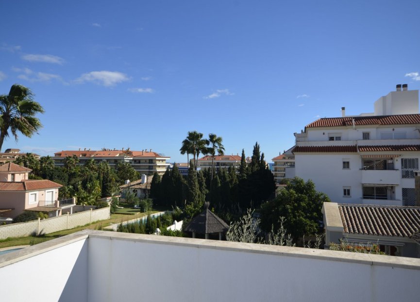 Resale - House - Detached Villa - Manilva - Manilva Centro