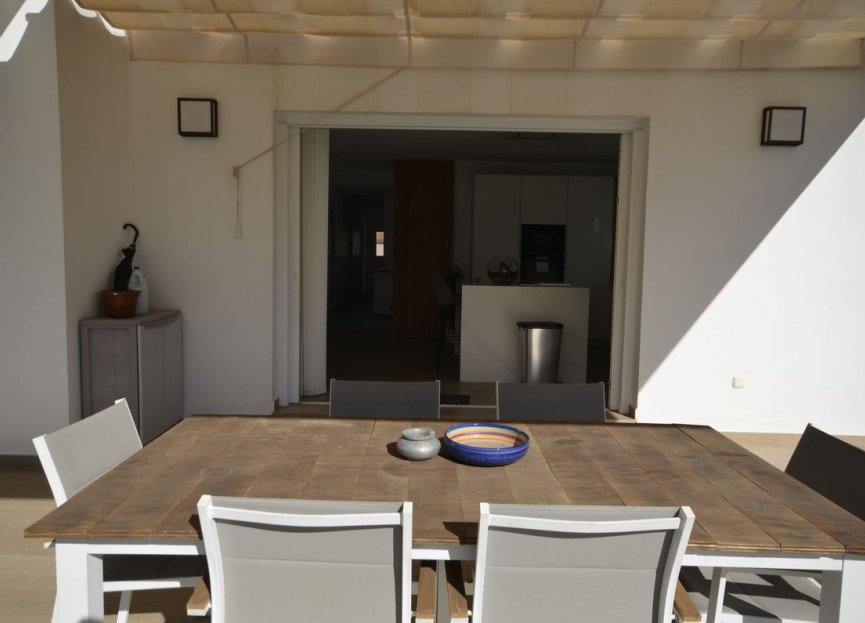 Resale - House - Detached Villa - Manilva - Manilva Centro