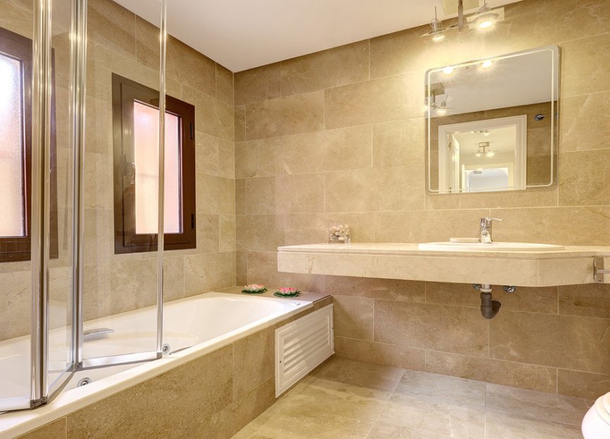 Resale - Ground floor apartment - Manilva - San Luis de Sabinillas