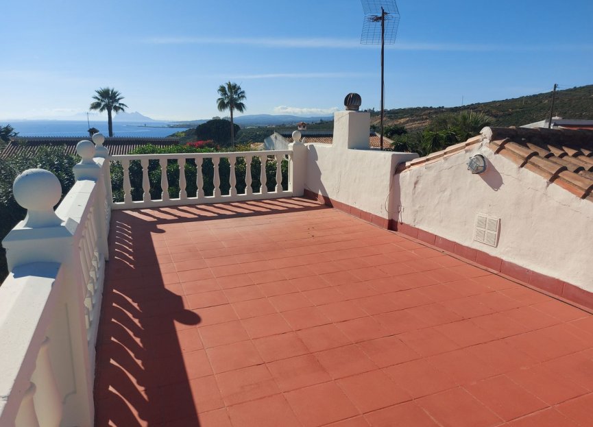 Resale - House - Detached Villa - Manilva - Manilva Centro