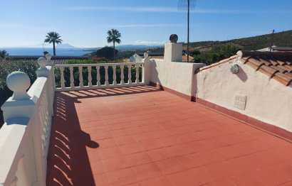 Resale - House - Detached Villa - Manilva - Manilva Centro