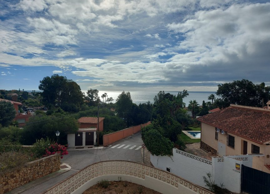 Resale - House - Detached Villa - Manilva - Manilva Centro