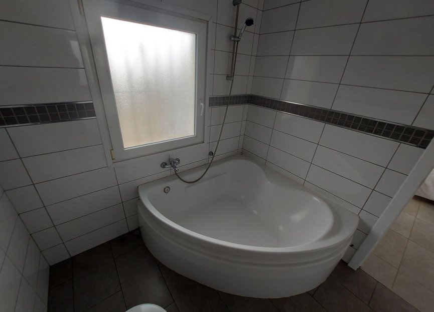 Resale - House - Detached Villa - Manilva - Manilva Centro