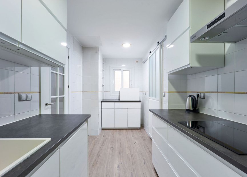 Resale - Ground floor apartment - Manilva - San Luis de Sabinillas