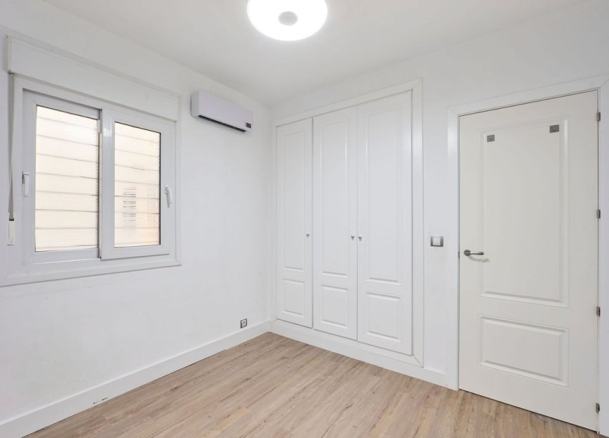 Resale - Ground floor apartment - Manilva - San Luis de Sabinillas