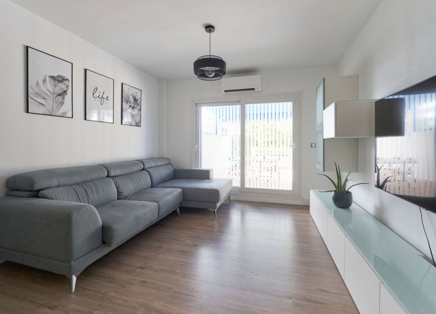 Resale - Ground floor apartment - Manilva - San Luis de Sabinillas