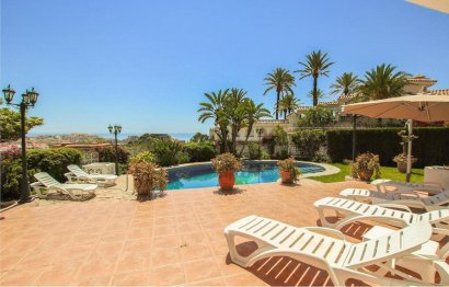 Resale - House - Detached Villa - Benalmádena - Torremuelle