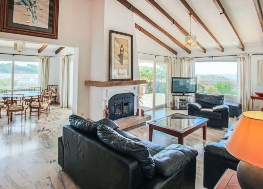 Resale - House - Detached Villa - Benalmádena - Torremuelle