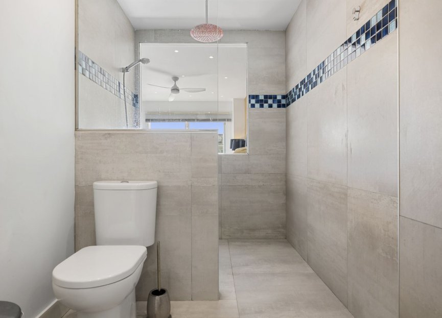 Resale - House - Detached Villa - Benalmádena - Benalmadena Centro