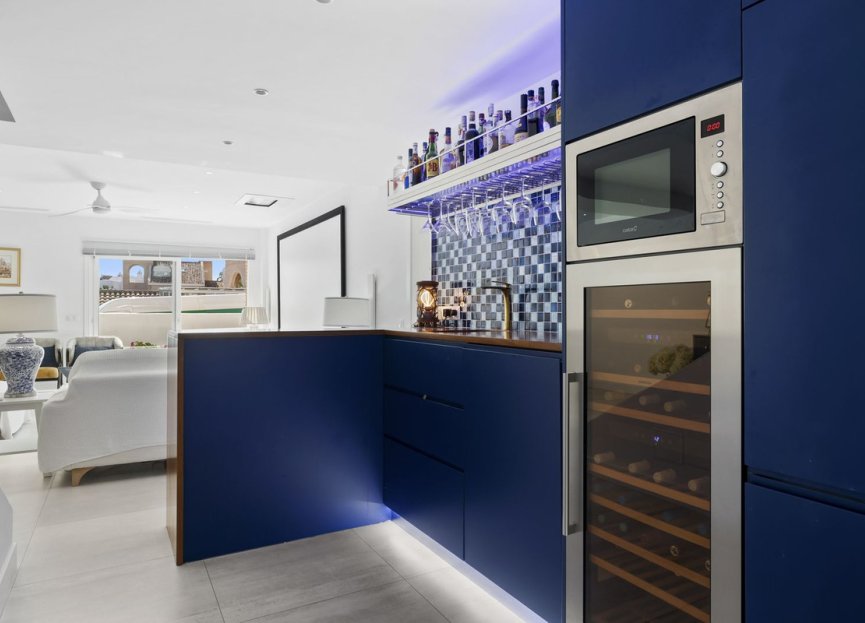 Resale - House - Detached Villa - Benalmádena - Benalmadena Centro